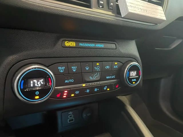 Ford Focus EcoBoost ST Line Style