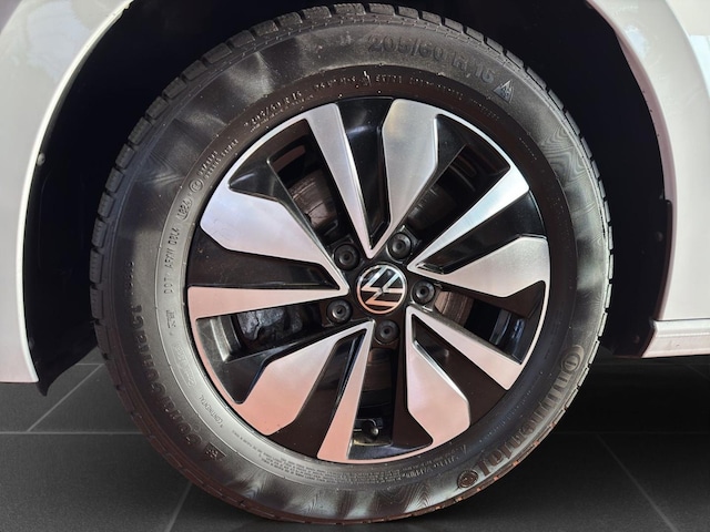 Volkswagen Touran DSG IQ.Drive Move