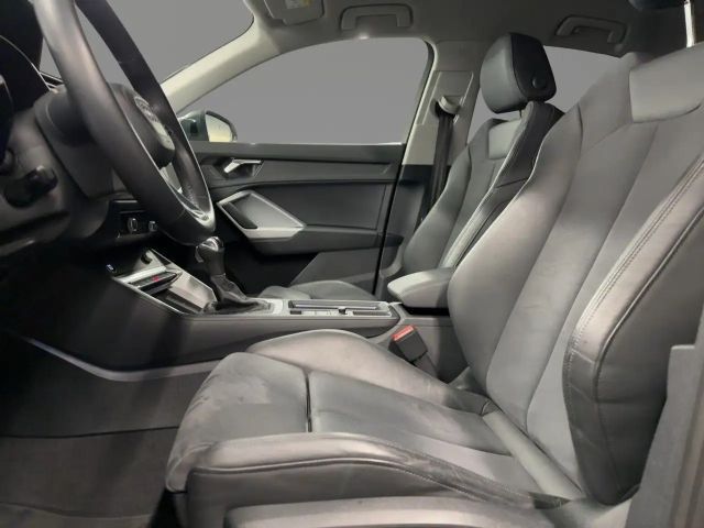 Audi Q3 35 TDI S-Line