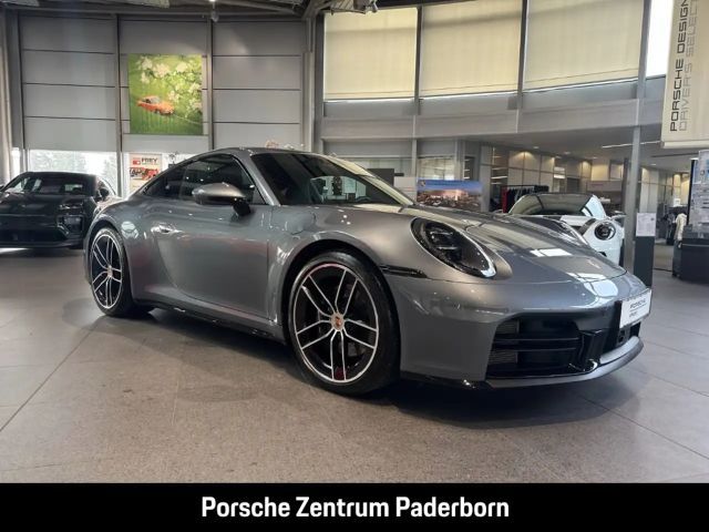 Porsche 992 Carrera Coupé