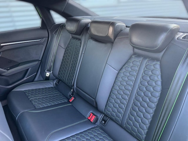 Audi RS3 Quattro S-Tronic Sedan