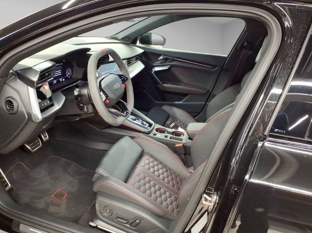 Audi RS3 Quattro S-Tronic Sedan