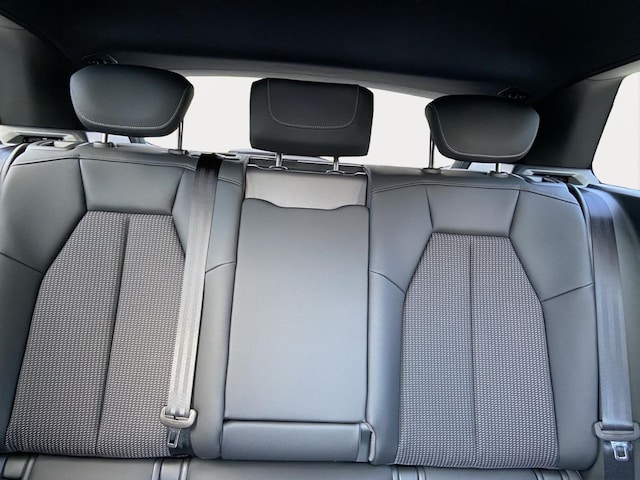 Audi Q4 e-tron Compact 45 e-tron Audi Q4 e-tron