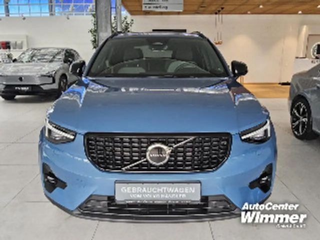 Volvo XC40 Dark Plus
