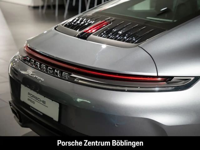 Porsche 911 992 Carrera Coupé