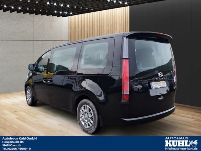 Hyundai Staria Trend