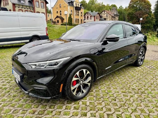 Ford Mustang Mach-E AWD Premium