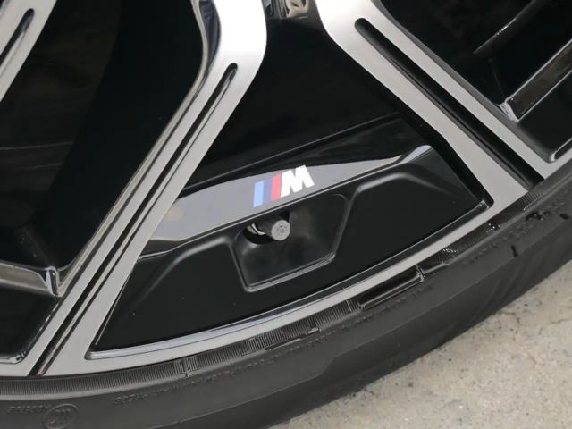 BMW i7 M-Sport Sedan