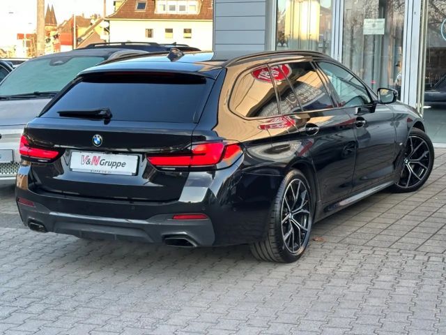 BMW 530 530d M-Sport Touring xDrive