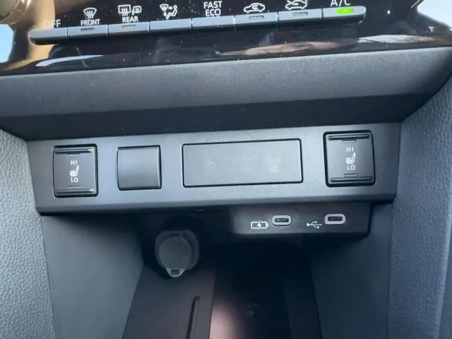 Toyota Yaris Cross 1.5 H Teamplayer Winter-Paket