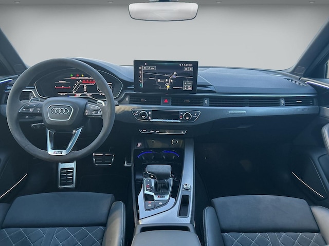 Audi RS4 Avant Quattro