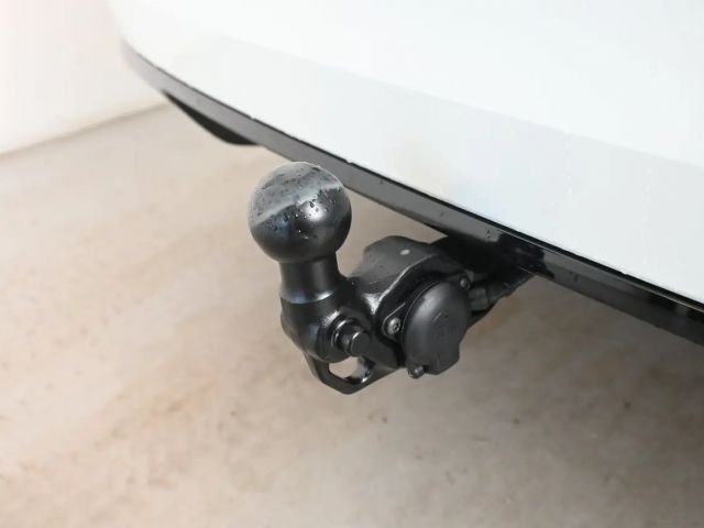 Volkswagen Golf Sport Variant