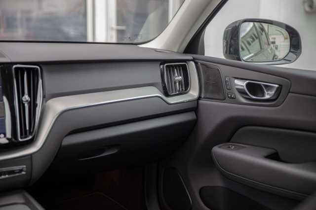 Volvo XC60 AWD Dark Plus T8