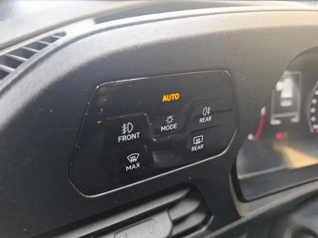 Volkswagen Caddy 4Motion Combi