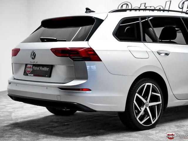 Volkswagen Golf DSG Life Variant