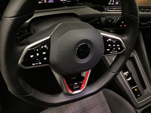 Volkswagen Golf DSG GTI