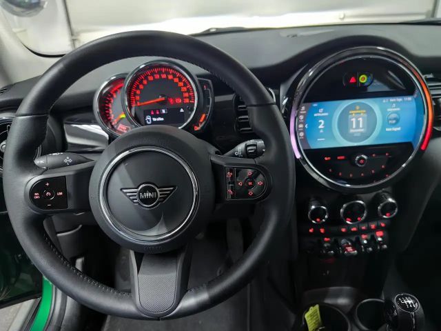MINI Cooper Classic Trim*DAB*LED*So+Wi*LightAss*AppleCarplay