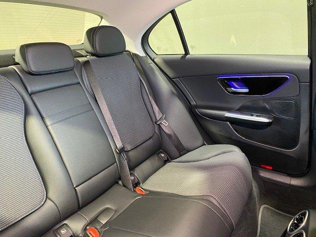 Mercedes-Benz C 200 AVANTGARDE Sedan