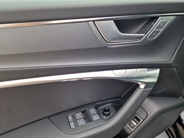 Audi A6 40 TDI Avant S-Tronic