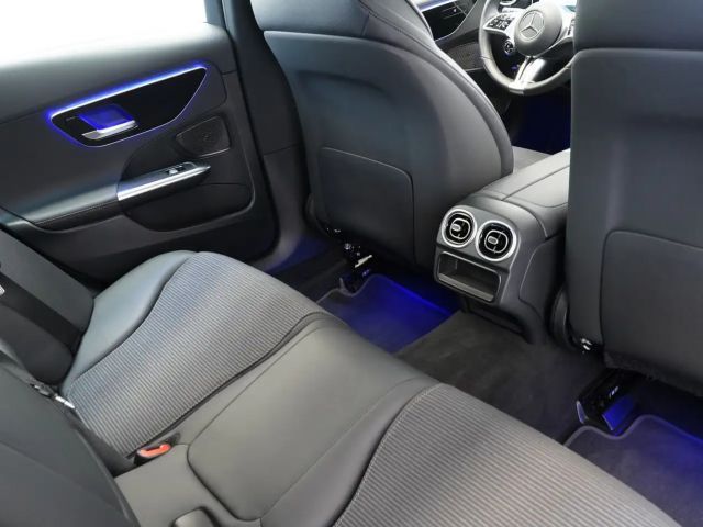 Mercedes-Benz C 200 AVANTGARDE C 200 d Estate