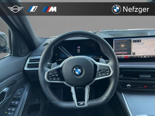 BMW 330 330d M-Sport Touring xDrive