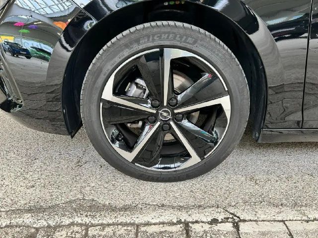 Opel Astra GS-Line Grand Sport