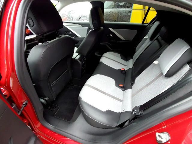 Opel Astra 1.2 Turbo Elegance Turbo