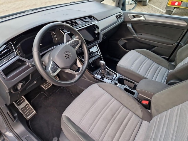 Volkswagen Touran 1.5 TSI DSG Highline R-Line