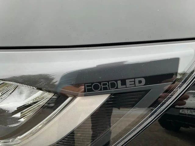 Ford Focus Titanium Wagon