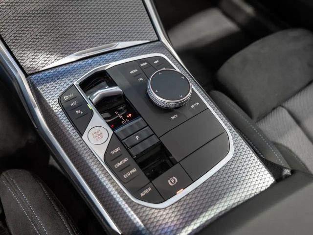 BMW 330 330d M-Sport Touring xDrive