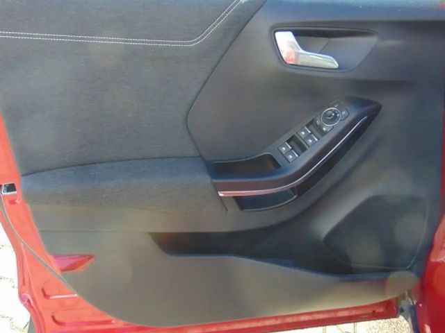 Ford Puma EcoBoost Titanium