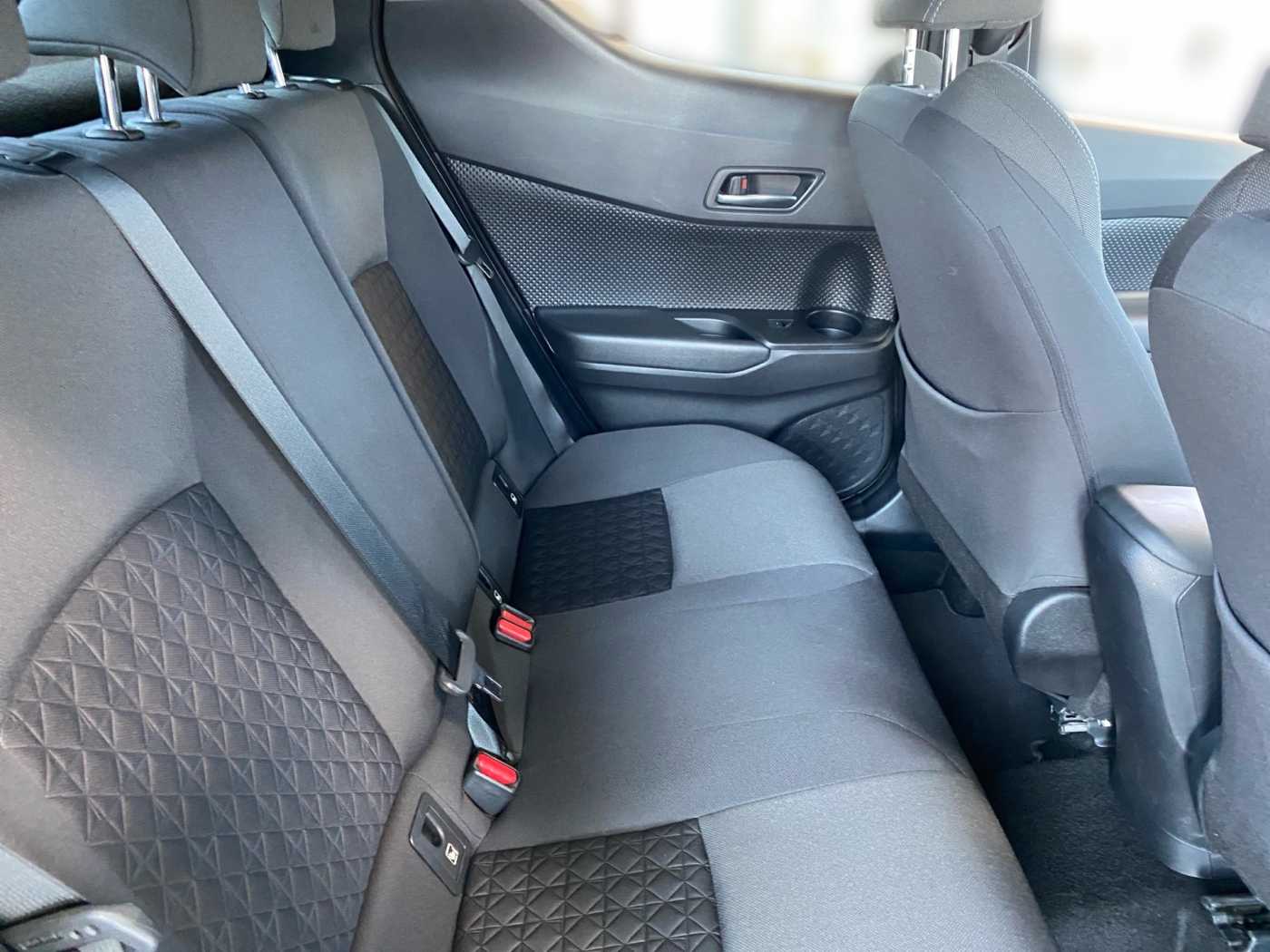 Toyota C-HR 5-deurs Plus