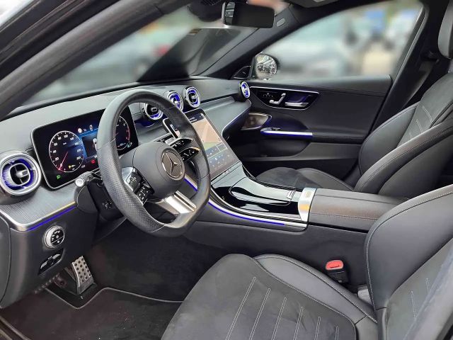 Mercedes-Benz C 200 AMG Line Sedan