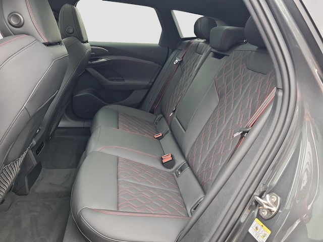 Audi A6 e-tron Avant Quattro