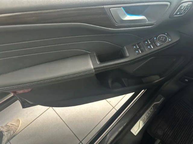 Ford Kuga EcoBoost Vignale