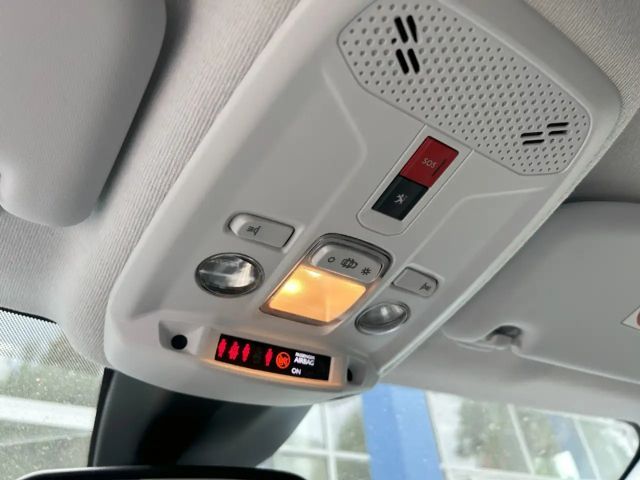 Peugeot 208 Allure Pack