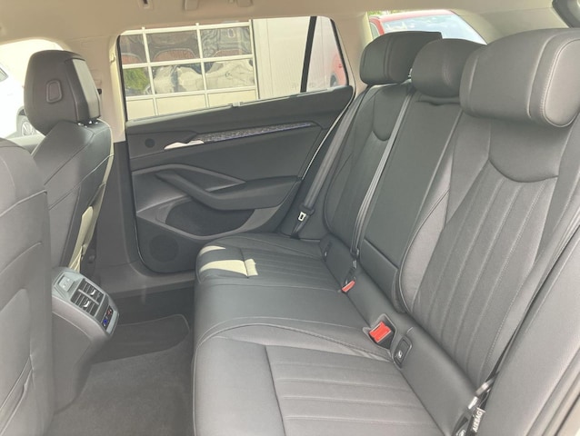 Skoda Superb 2.0 TDI Combi