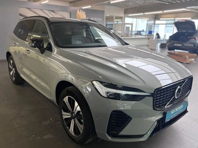 Volvo XC60 AWD Dark Plus T6