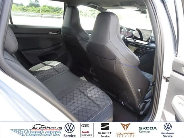 Volkswagen Golf DSG R-Line