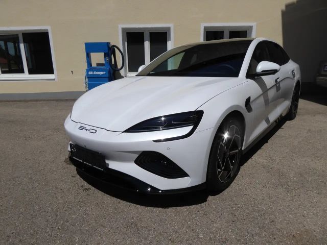 BYD Seal Executive Vierwielaandrijving