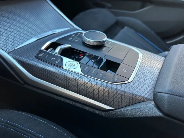 BMW 330 330i M-Sport Touring xDrive