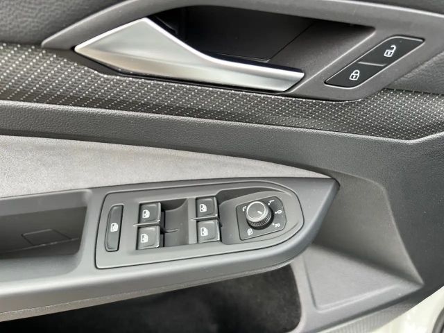 Volkswagen Golf R-Line Variant