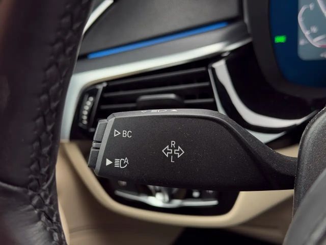 BMW 545 545e M-Sport Sedan xDrive