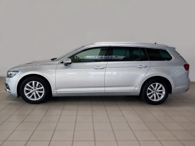 Volkswagen Passat 1.5 TSI Business DSG Variant