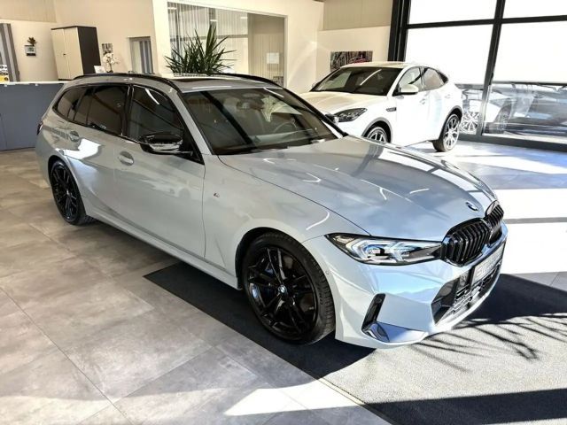 BMW 320 320d M-Sport Touring xDrive