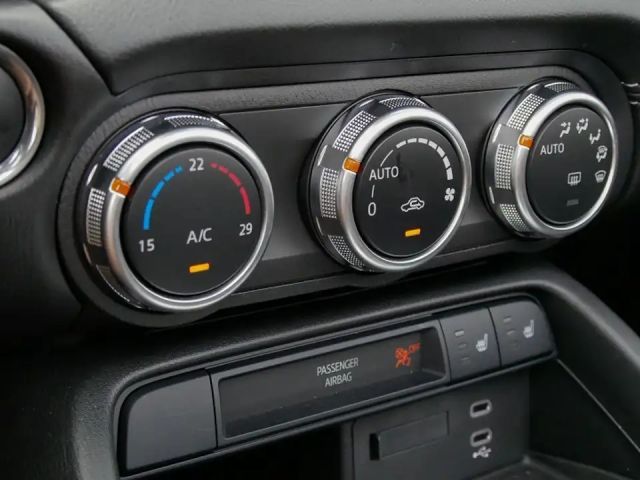 Mazda MX-5 Exclusive-line SkyActiv