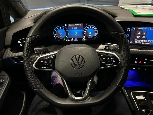 Volkswagen Golf 1.5 eTSI DSG Plus R-Line