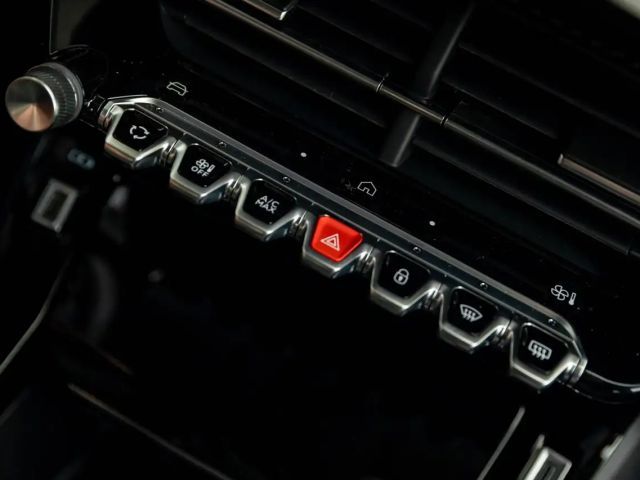 Peugeot 208 100 PK AT | Camera | Airco | Parkeers. v&a | Ca...