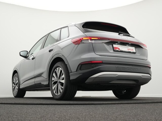 Audi Q4 e-tron SUV 45 e-tron Audi Q4 e-tron