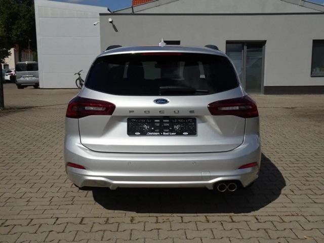 Ford Focus ST Line Wagon